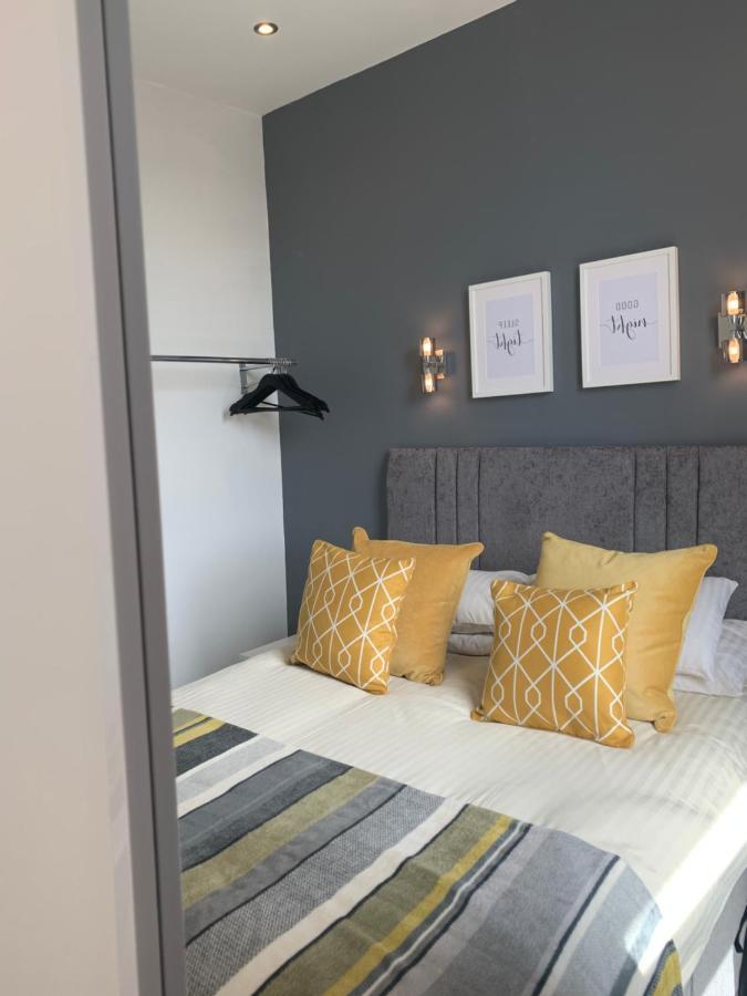 The Marlborough Sea View Holiday Apartments Scarborough Bagian luar foto