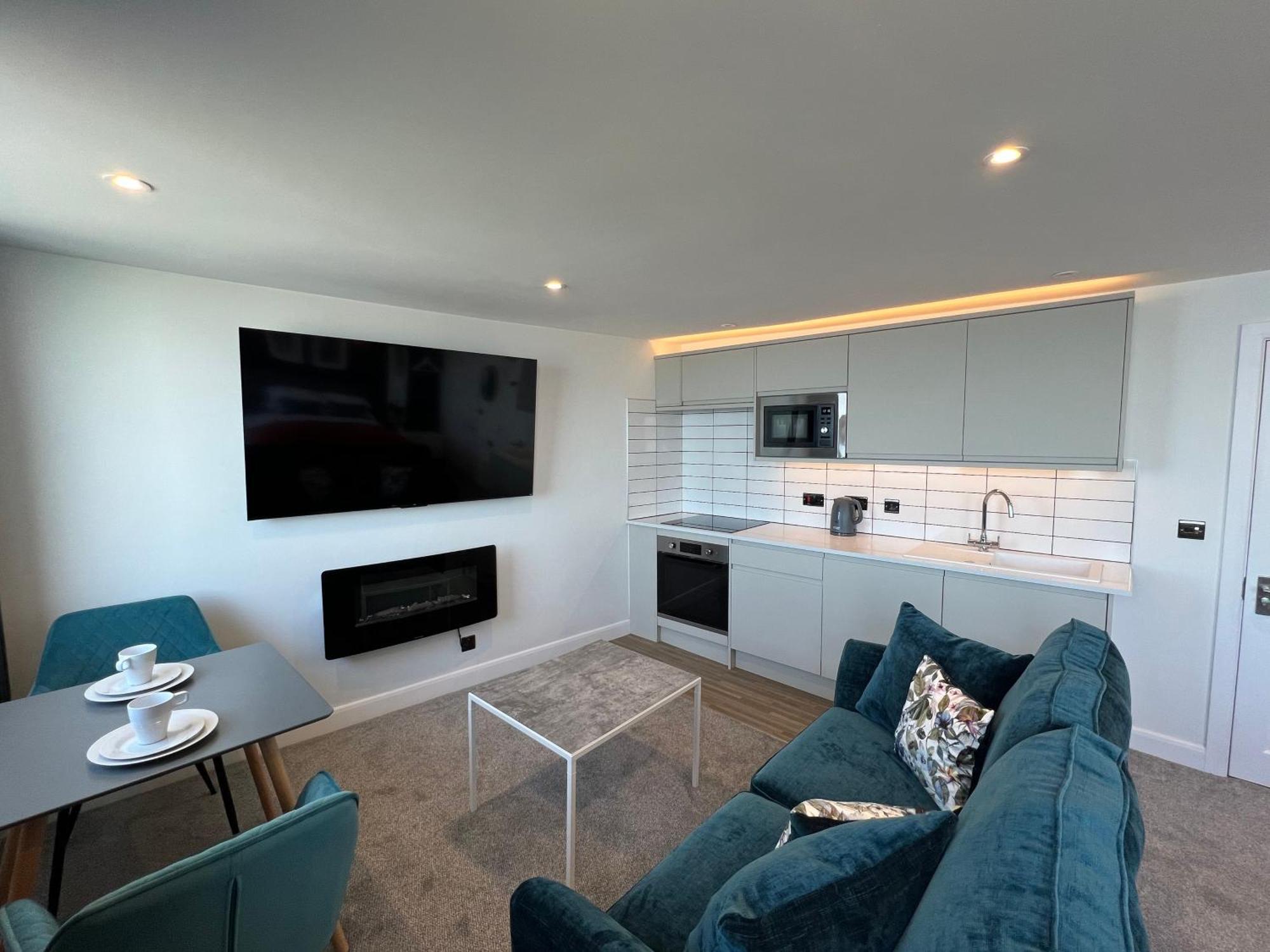 The Marlborough Sea View Holiday Apartments Scarborough Bagian luar foto