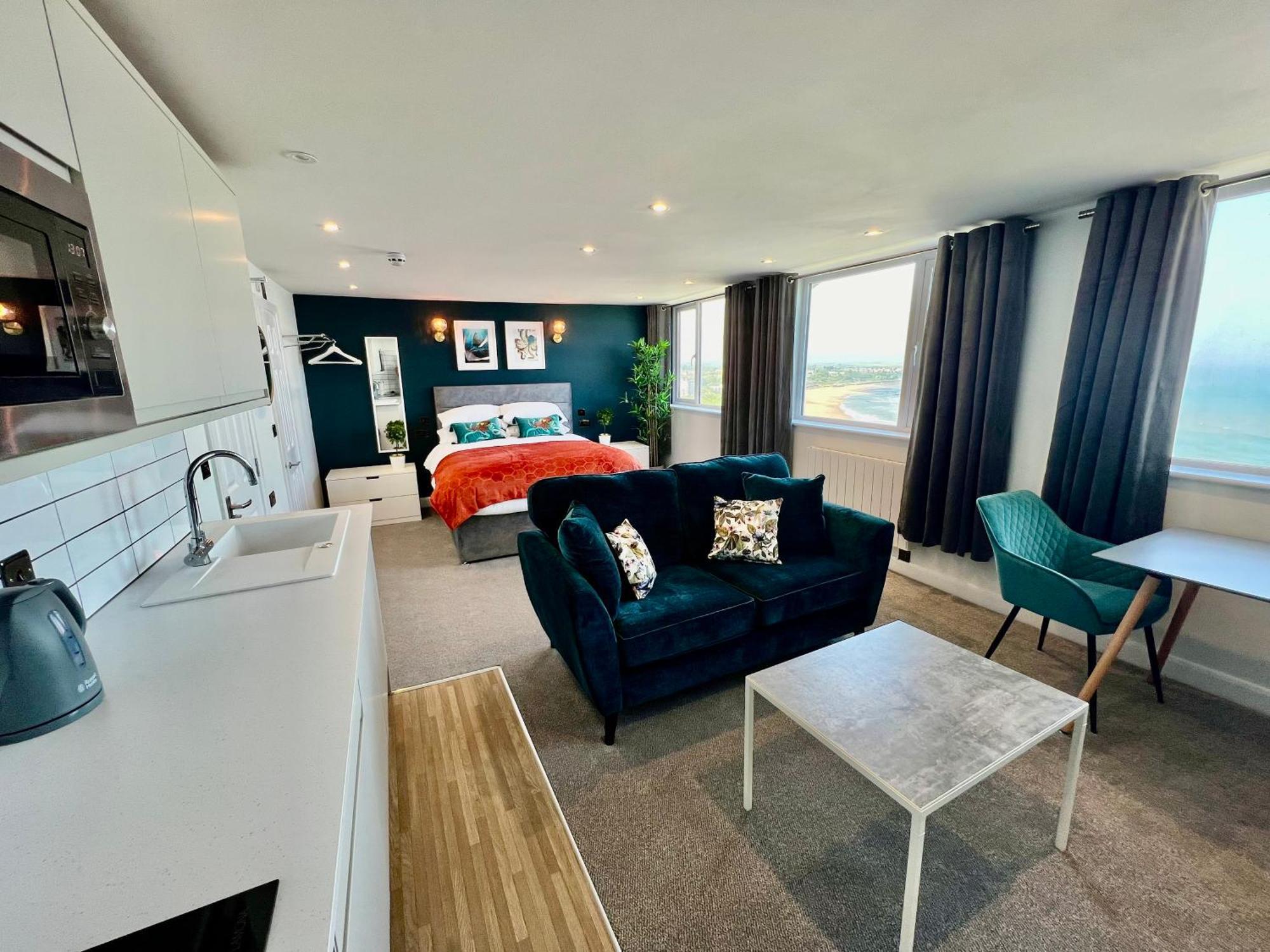 The Marlborough Sea View Holiday Apartments Scarborough Bagian luar foto