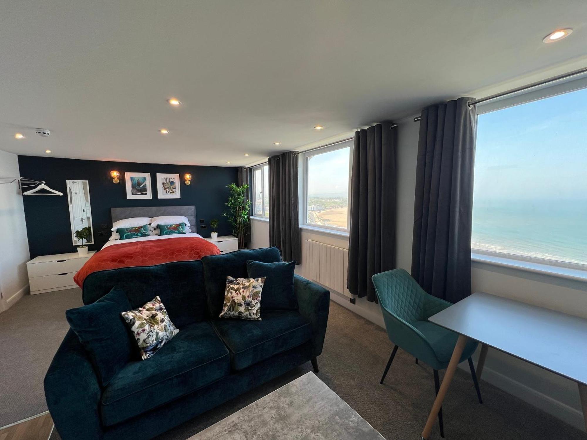 The Marlborough Sea View Holiday Apartments Scarborough Bagian luar foto