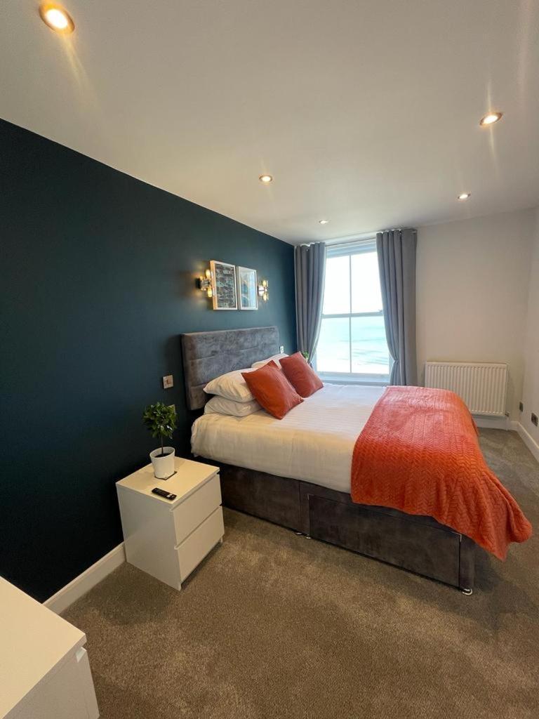 The Marlborough Sea View Holiday Apartments Scarborough Bagian luar foto