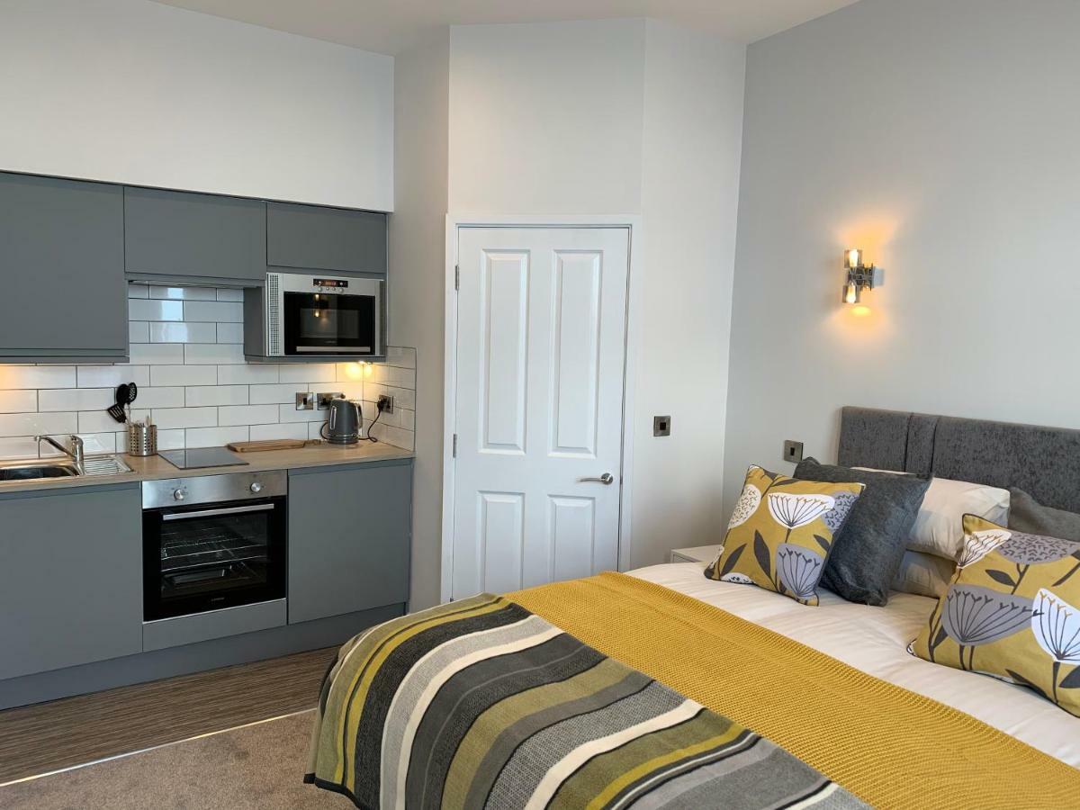 The Marlborough Sea View Holiday Apartments Scarborough Bagian luar foto