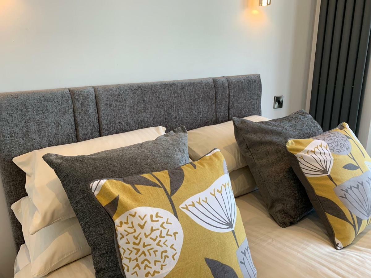 The Marlborough Sea View Holiday Apartments Scarborough Bagian luar foto